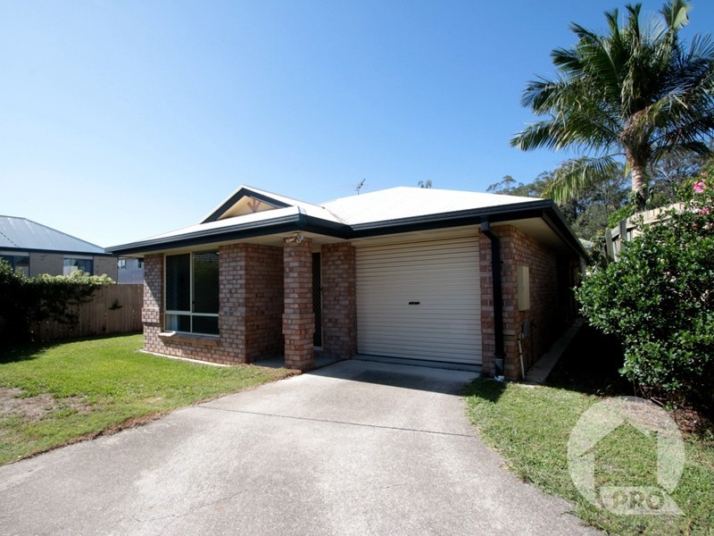 25 Robinson Crescent, Runcorn QLD 4113