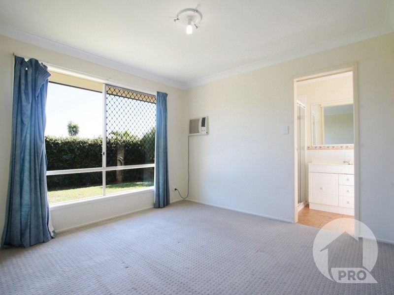 25 Robinson Crescent, Runcorn QLD 4113