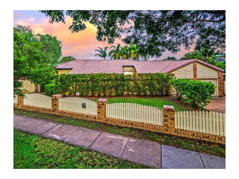 21 Nardie Street, Eight Mile Plains QLD 4113