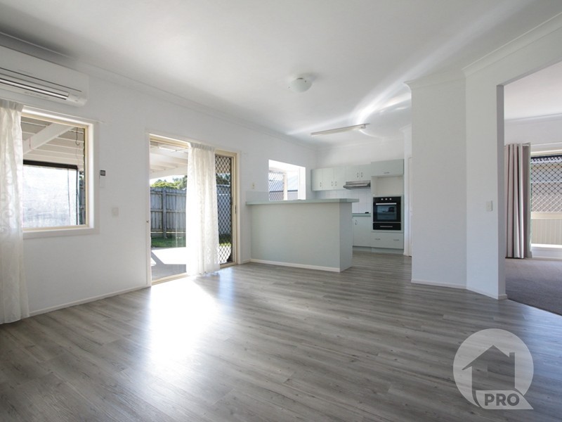 21 Nardie Street, Eight Mile Plains QLD 4113