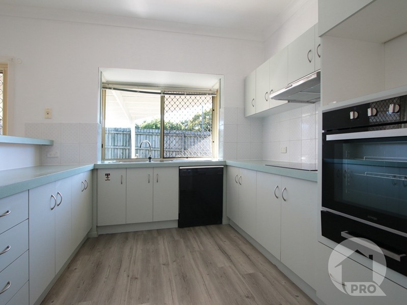 21 Nardie Street, Eight Mile Plains QLD 4113