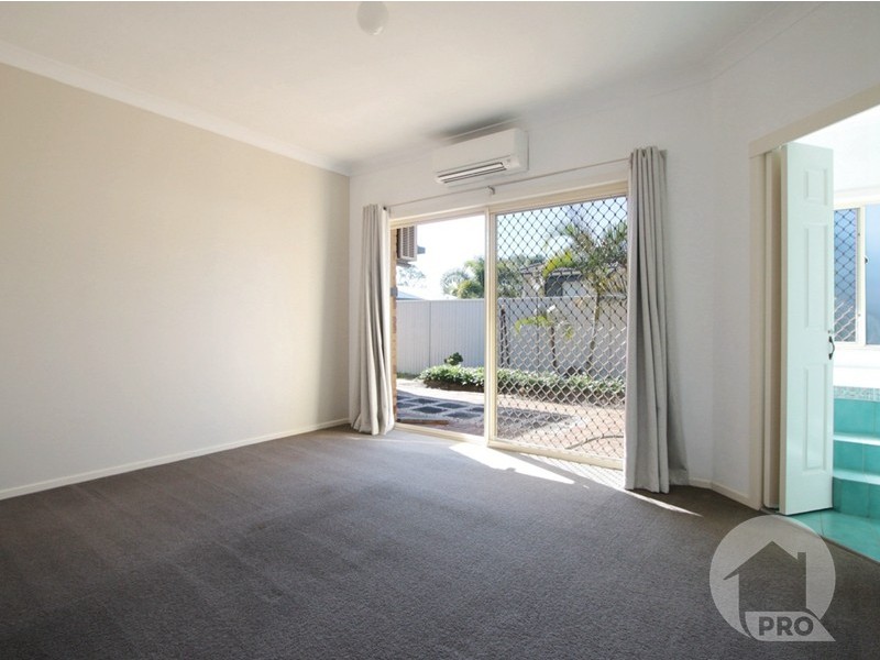 21 Nardie Street, Eight Mile Plains QLD 4113