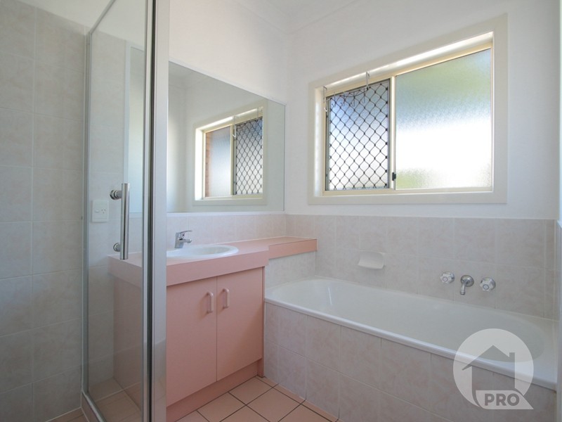 21 Nardie Street, Eight Mile Plains QLD 4113