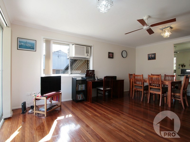 3 Peringa Street, Coopers Plains QLD 4108