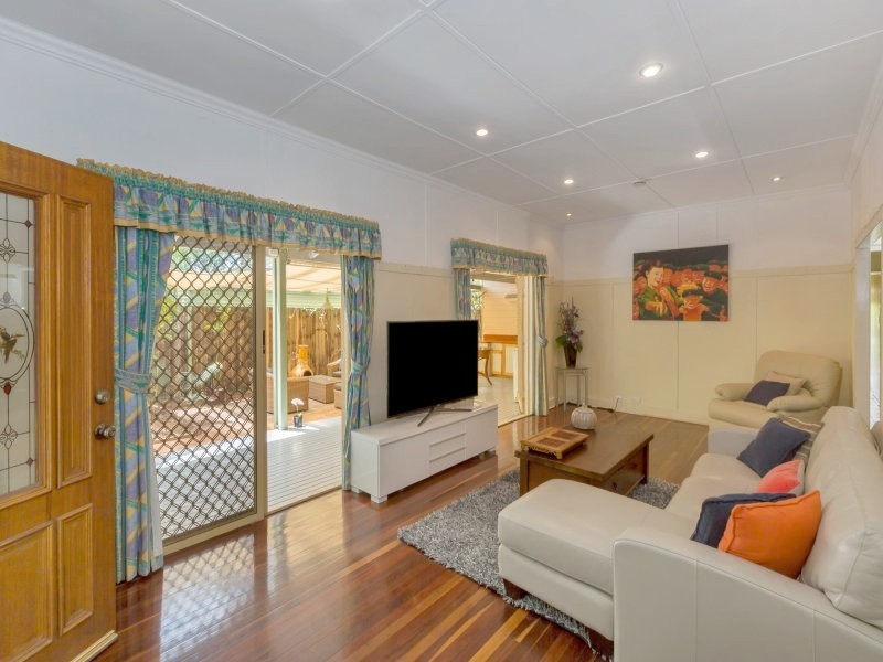 69 Dyson Avenue, Sunnybank QLD 4109