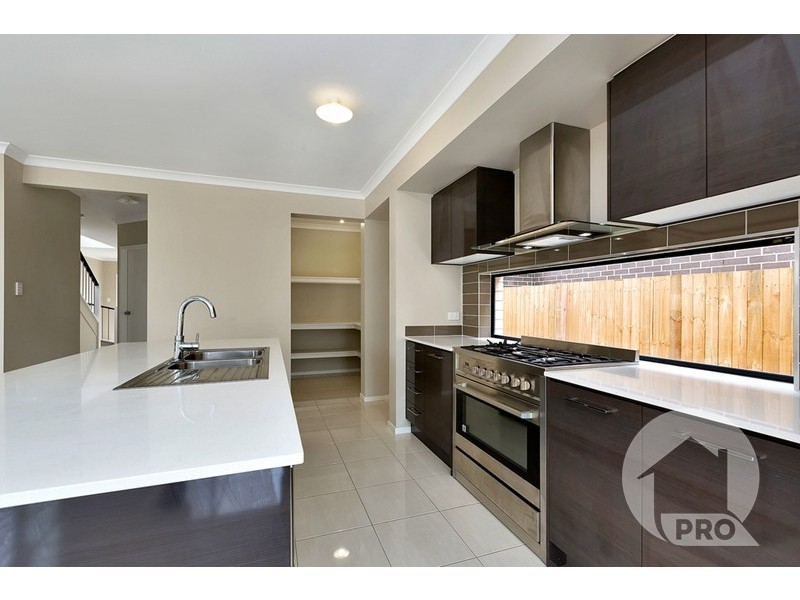 103 Nyleta Street, Coopers Plains QLD 4108