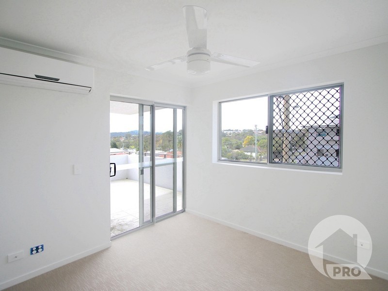 308/26 Macgroarty Street, Coopers Plains QLD 4108