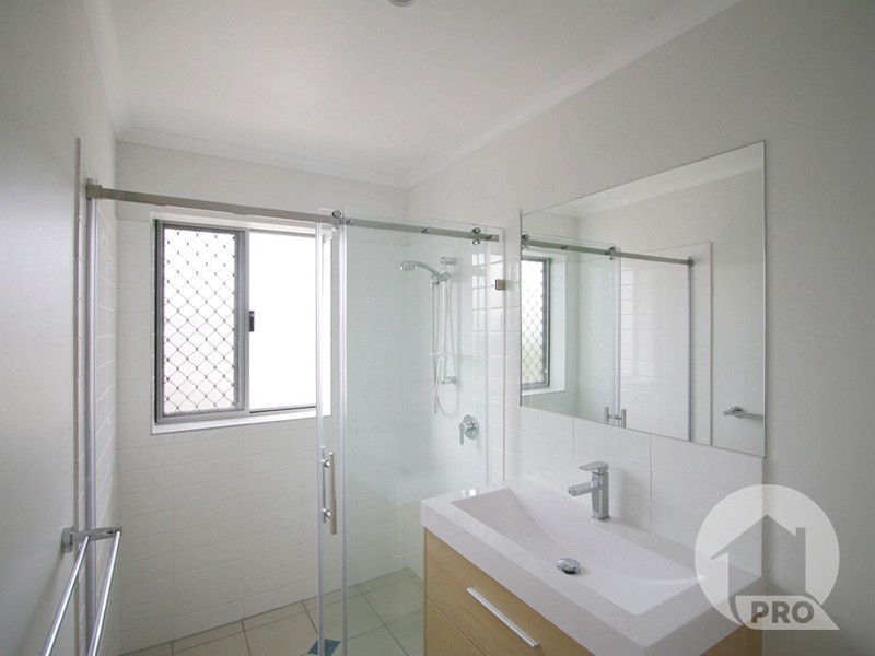 308/26 Macgroarty Street, Coopers Plains QLD 4108