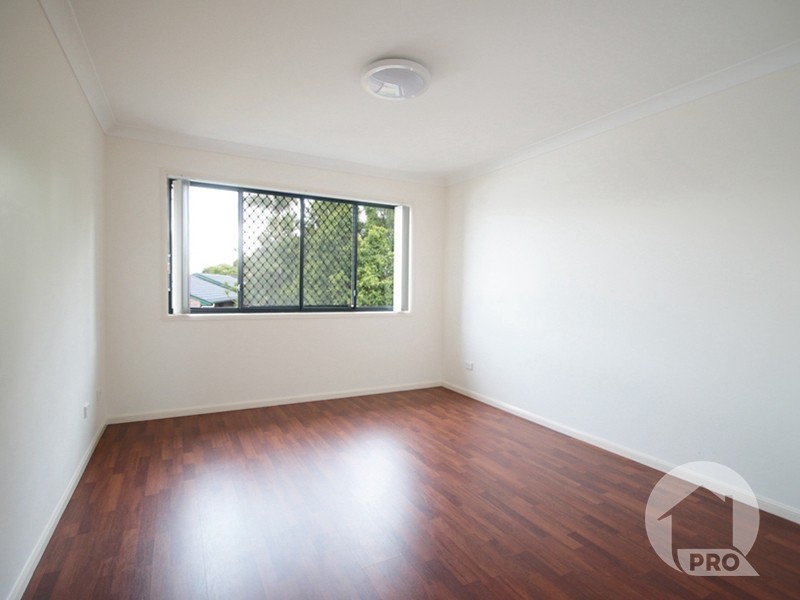 6 Pine Street, Runcorn QLD 4113