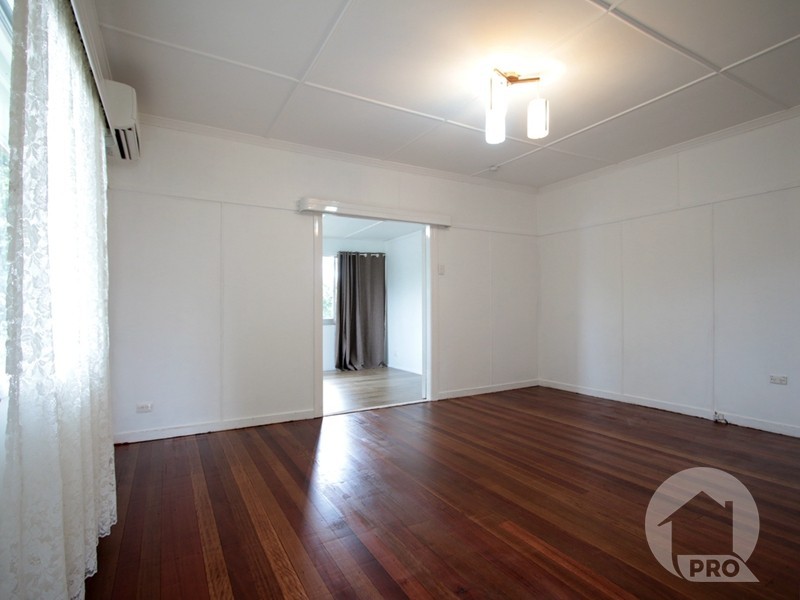 84 Nyleta Street, Coopers Plains QLD 4108