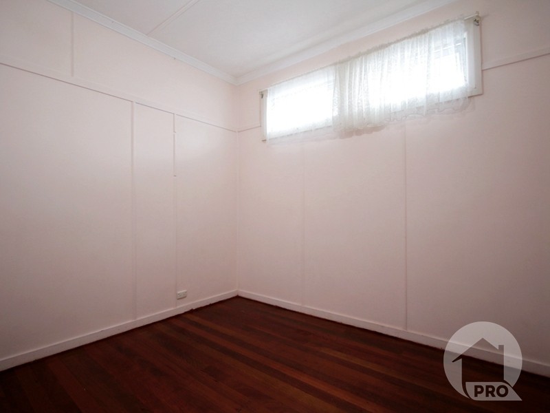 84 Nyleta Street, Coopers Plains QLD 4108