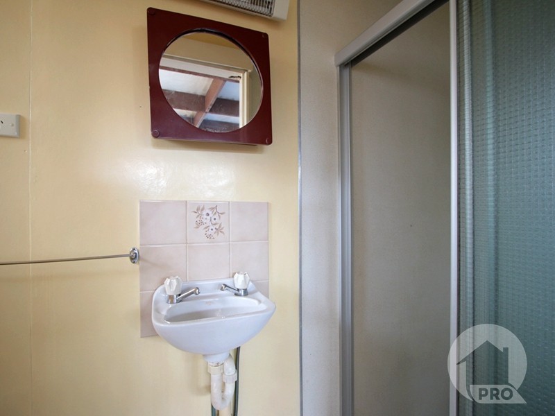 84 Nyleta Street, Coopers Plains QLD 4108