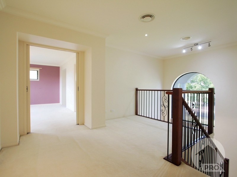 24 The Heights, Underwood QLD 4119