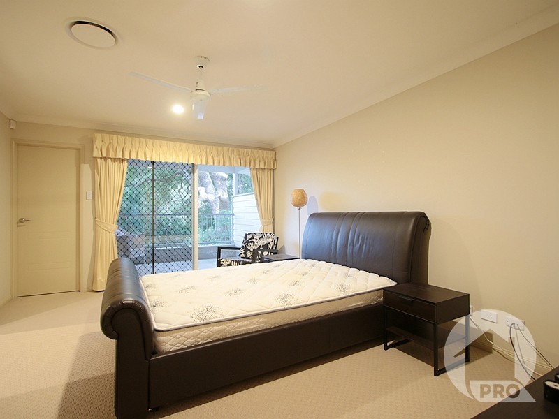 62 High Street, Mount Gravatt QLD 4122