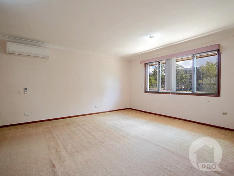 431 Kessels Road, Robertson QLD 4109