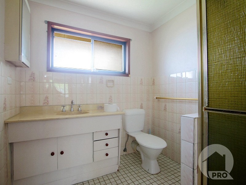 431 Kessels Road, Robertson QLD 4109