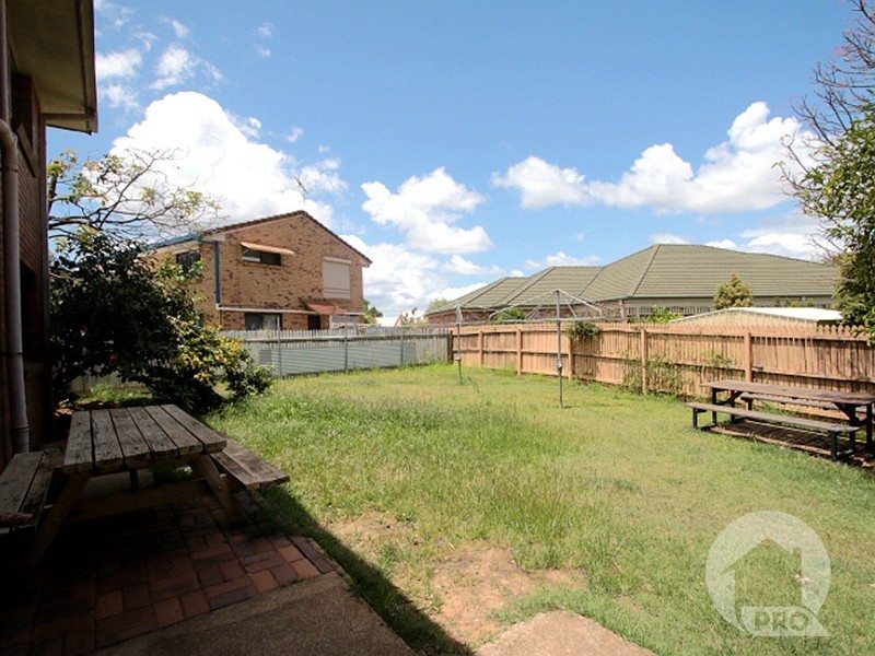 431 Kessels Road, Robertson QLD 4109