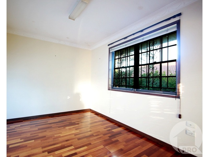 51 Faringdon Street, Robertson QLD 4109