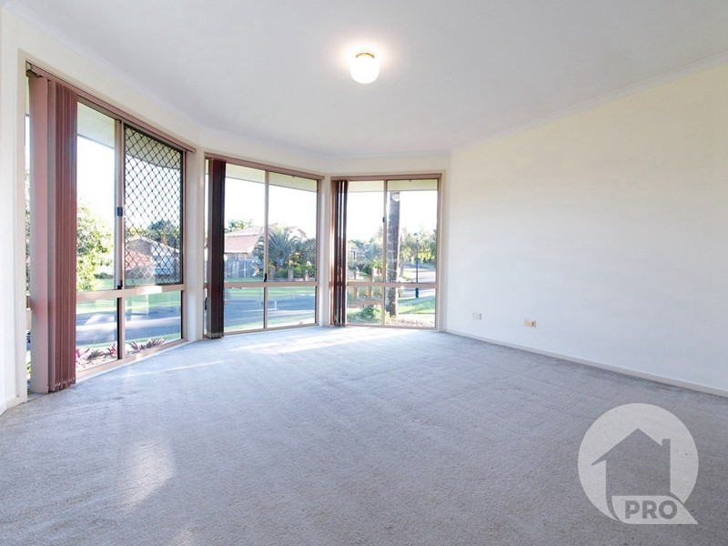 15 Daffodil Crescent, Calamvale QLD 4116