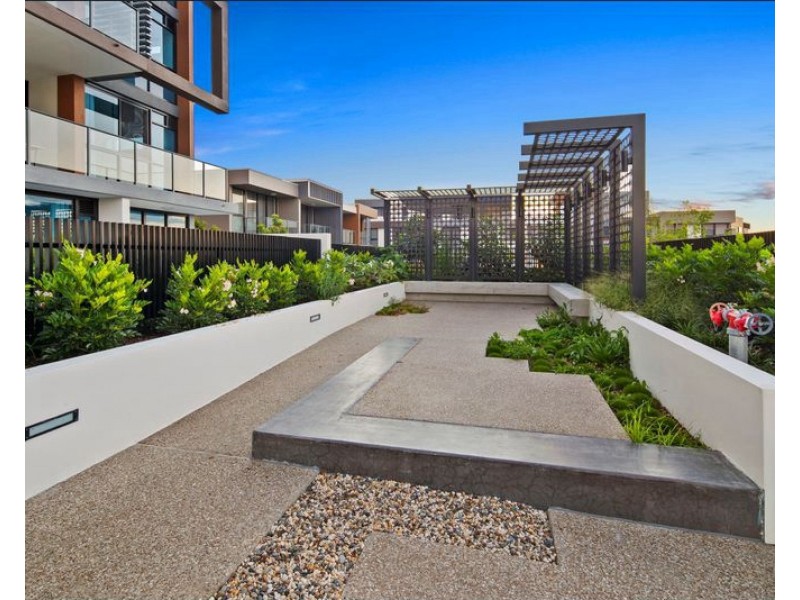 52 Harbourview Drive, Hope Island QLD 4212