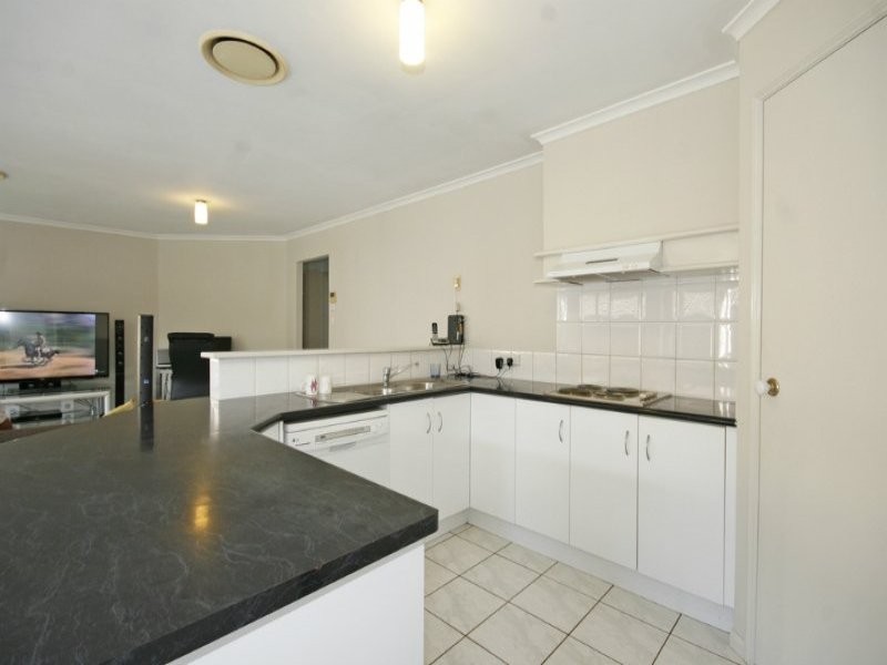 80 Coventry Circuit, Carindale QLD 4152