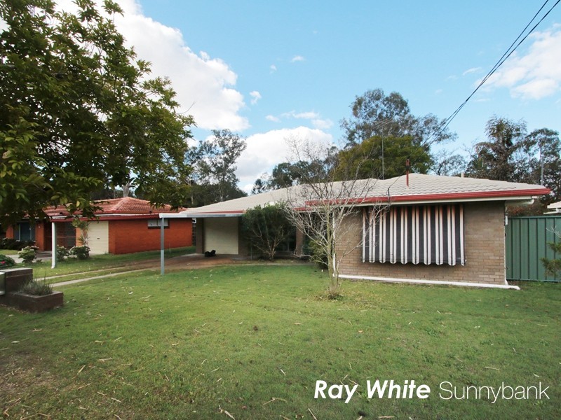 8 Dunstable Street, Macgregor QLD 4109