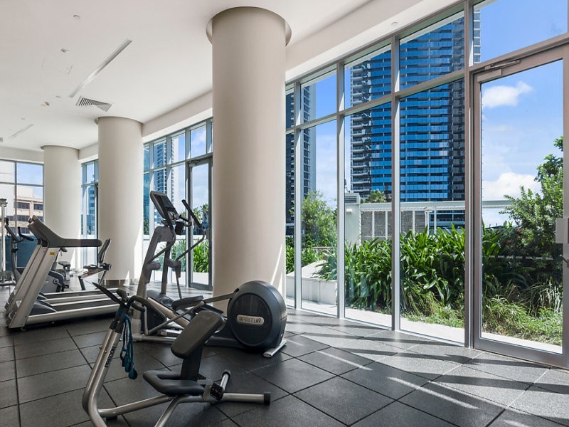 24306/3113 Gold Coast Highway, Surfers Paradise QLD 4217