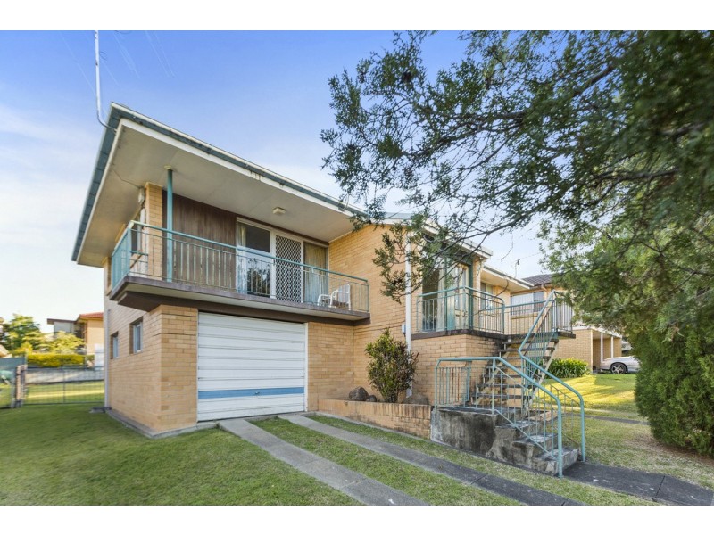 19 Angelina Street, Macgregor QLD 4109