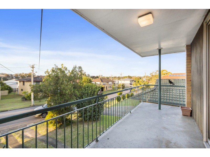 19 Angelina Street, Macgregor QLD 4109