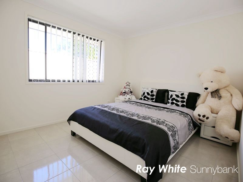 14 Yering Place, Wynnum West QLD 4178