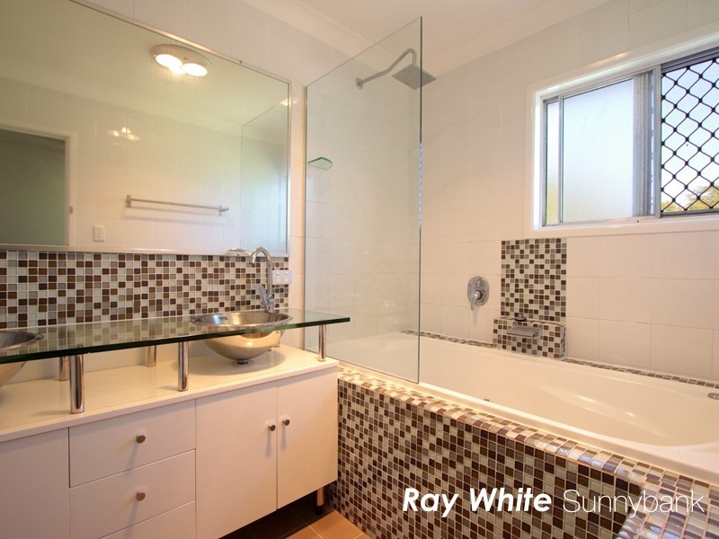33 Ranch Street, Tingalpa QLD 4173