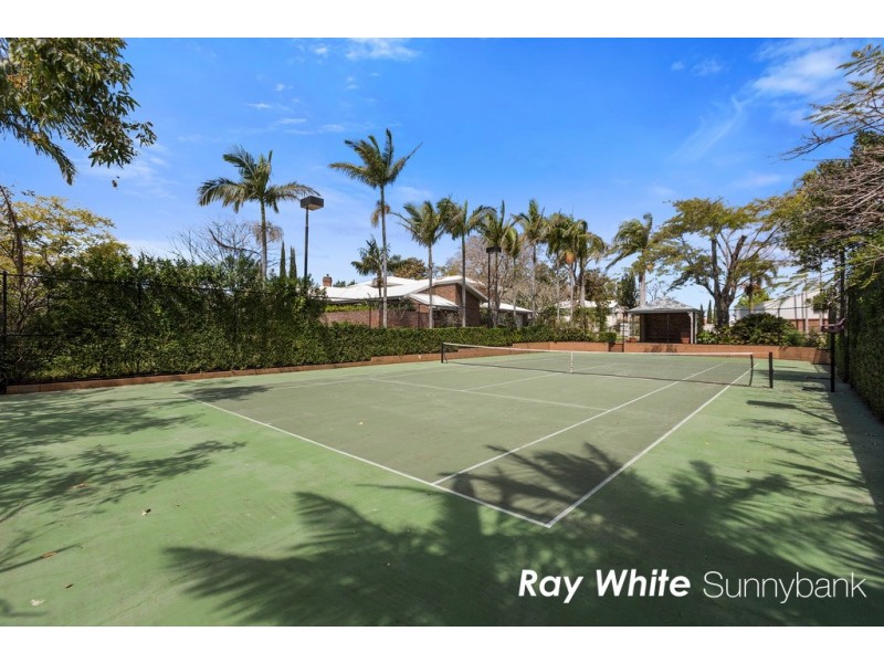 33 Chilton Street, Sunnybank Hills QLD 4109