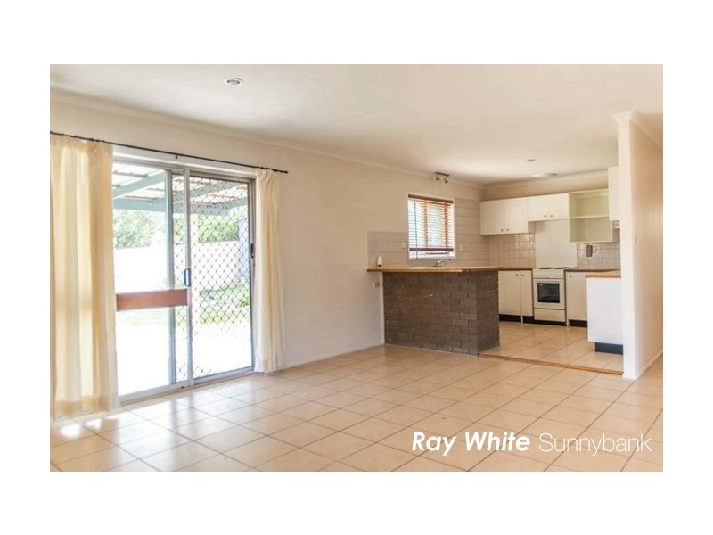 24 Bankside Street, Nathan QLD 4111