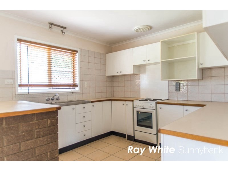 24 Bankside Street, Nathan QLD 4111