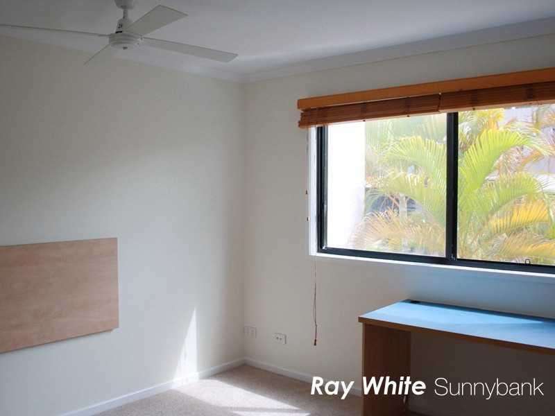 45 Barrett Street, Robertson QLD 4109