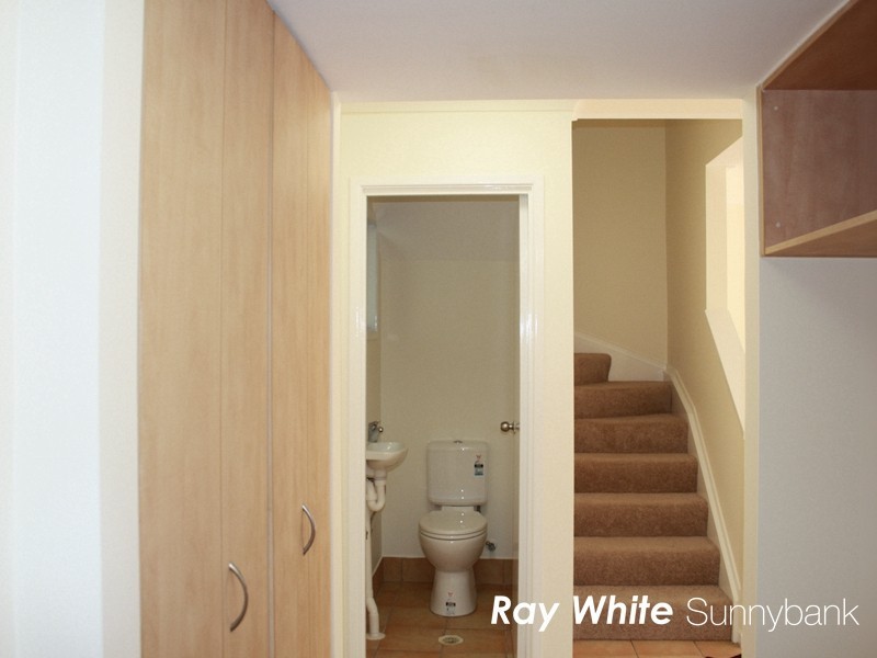 45 Barrett Street, Robertson QLD 4109