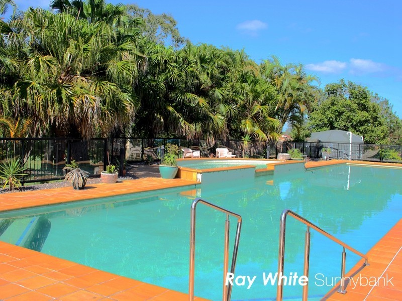 45 Barrett Street, Robertson QLD 4109