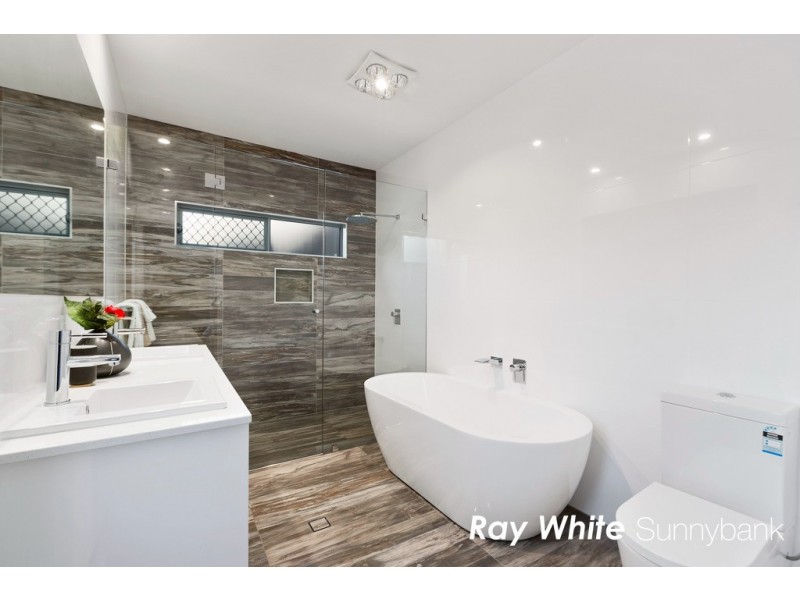 13 Wisteria Place, Calamvale QLD 4116