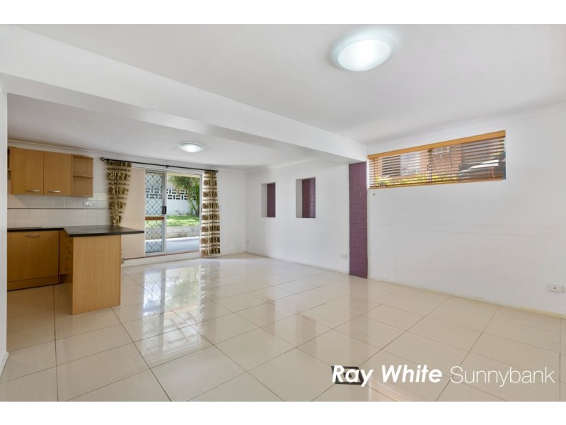 109 Granadilla Street, Macgregor QLD 4109