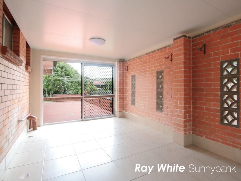 122 Hammersmith Street, Coopers Plains QLD 4108