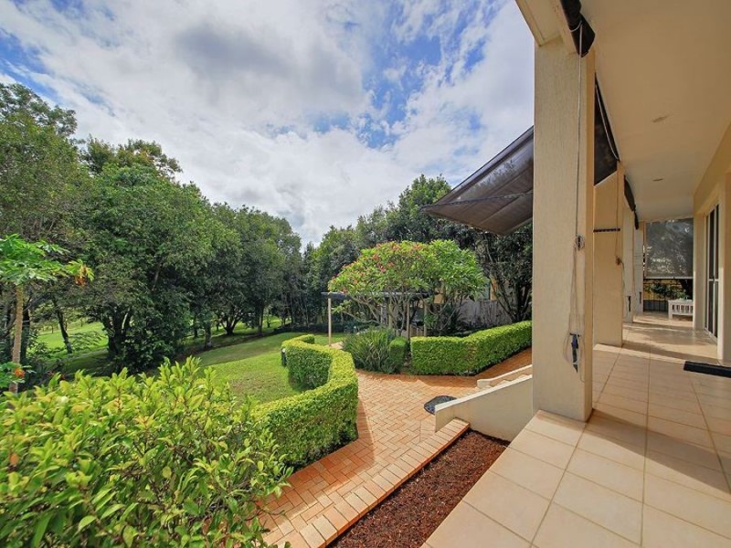53 Fairway Place, Carindale QLD 4152