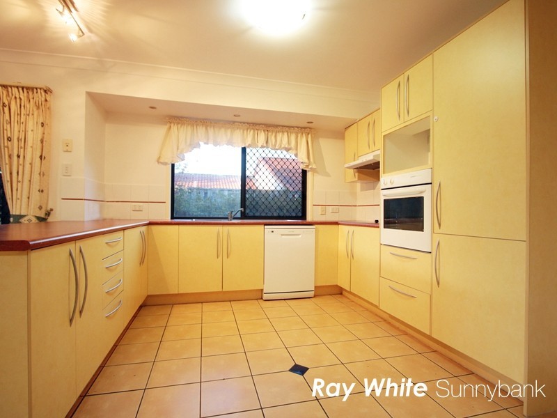 11 Livingstone Place, Kuraby QLD 4112