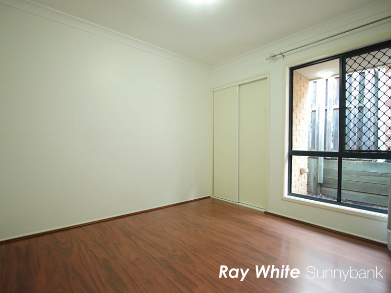 11 Livingstone Place, Kuraby QLD 4112