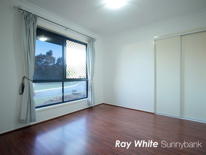 11 Livingstone Place, Kuraby QLD 4112