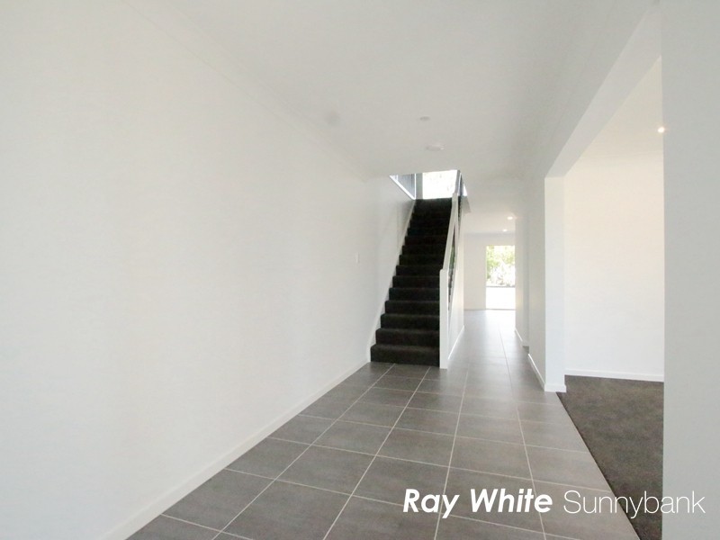 9 Doyle Street, Coorparoo QLD 4151