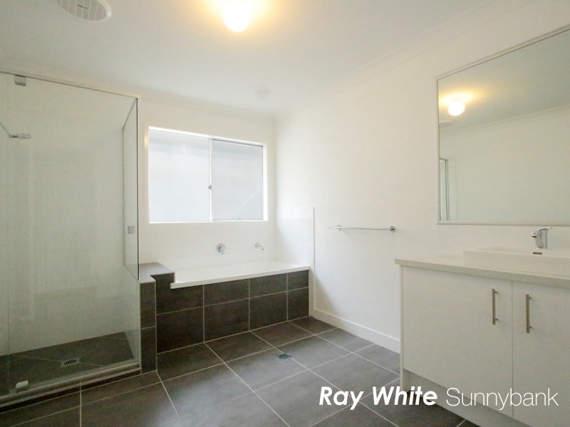 9 Doyle Street, Coorparoo QLD 4151