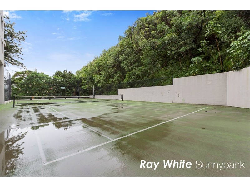 5F/828 Pacific Parade, Currumbin QLD 4223