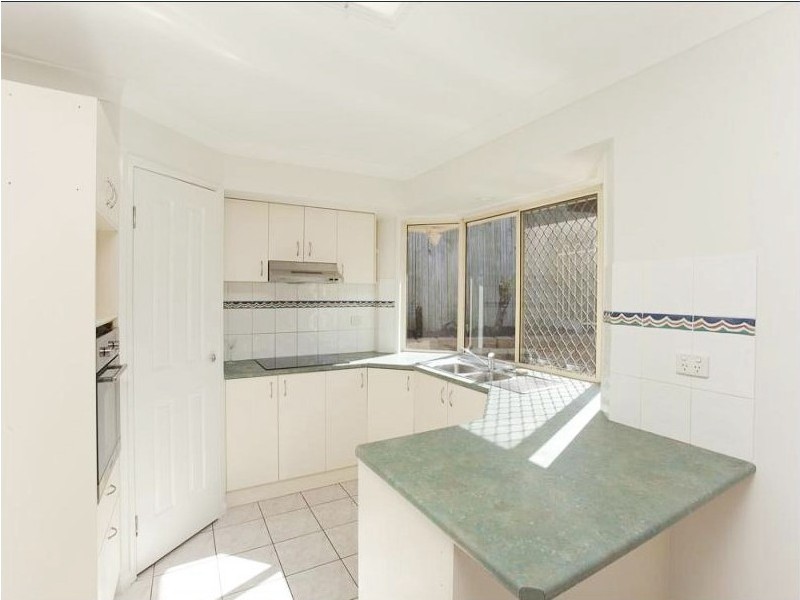 6 Cedarbird Court, Wishart QLD 4122