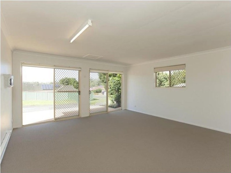 6 Cedarbird Court, Wishart QLD 4122