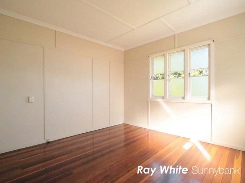 64 Nyleta Street, Coopers Plains QLD 4108